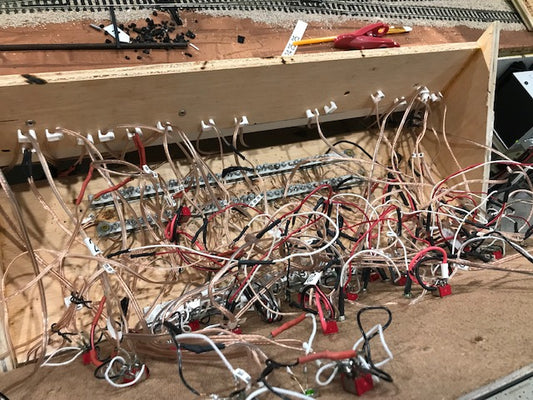 Lighting your layout doesn't need to result in a Spaghetti of wiring!